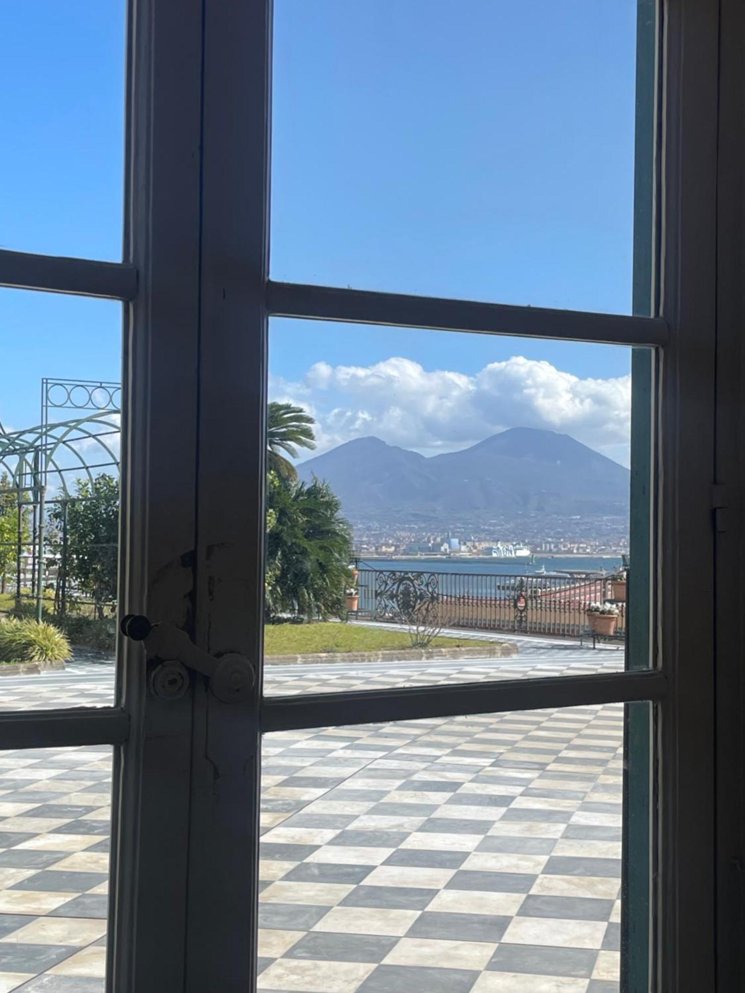 Casetta Piazza Plebiscito Napoli Eksteriør bilde