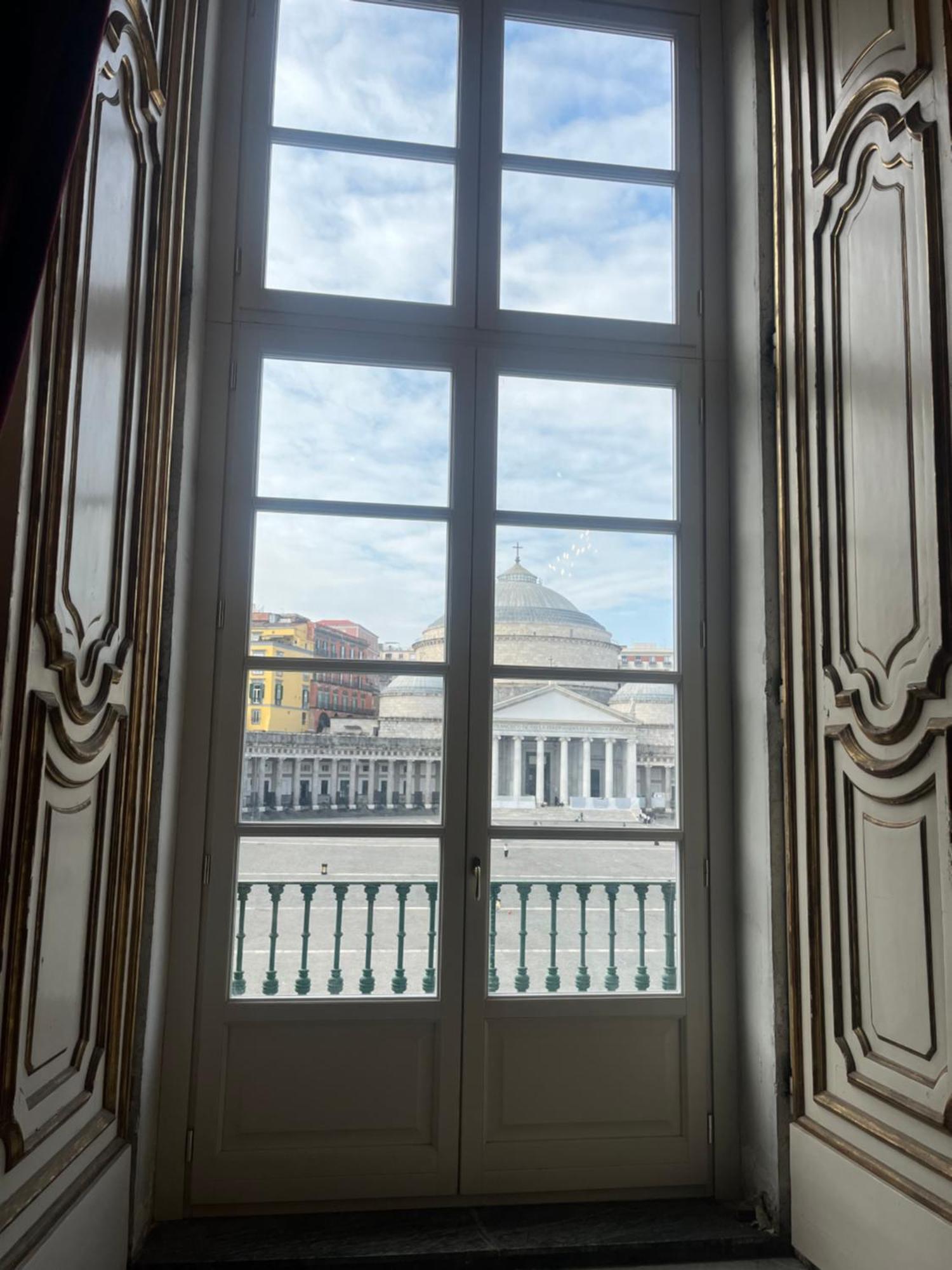 Casetta Piazza Plebiscito Napoli Eksteriør bilde